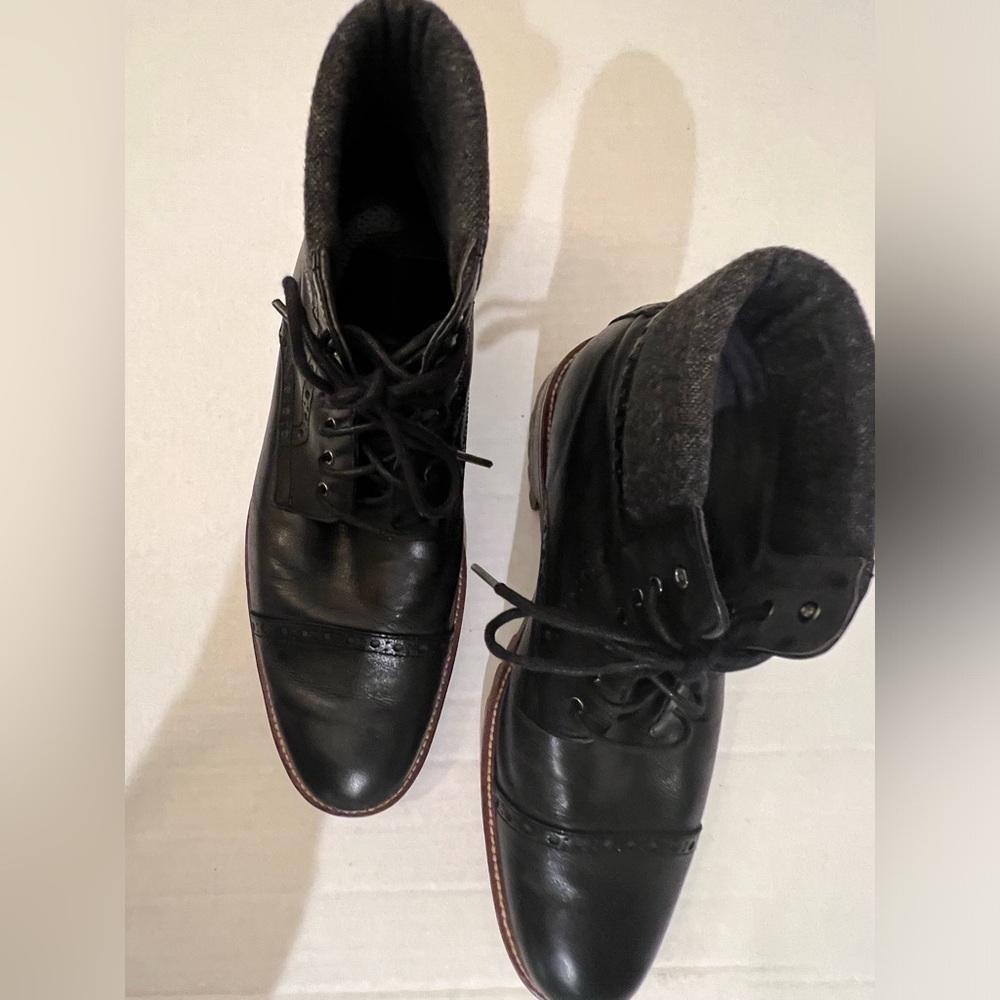 JOHNSTON & MURPHY MENS 12 M BLACK STRATFORD CAP TOE LEATHER BOOT